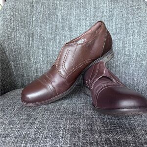 Earth Origins Women's Navigate Nate Leather Slip-on Oxford Loafer